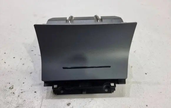 Skoda Octavia Mk2 (1Z) Dashboard storage box/compartment 1Z1863077A 1Z1857962B
