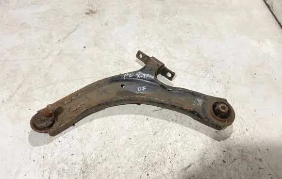 Nissan X-Trail T31 Front lower control arm/wishbone