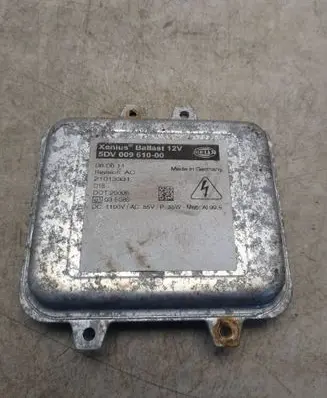 Volkswagen Tiguan Headlight ballast module Xenon 5DV00961000 21013331