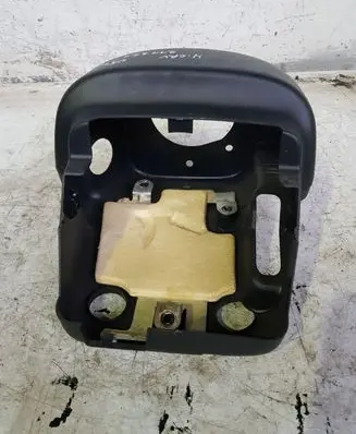 Honda CR-V Steering wheel column trim