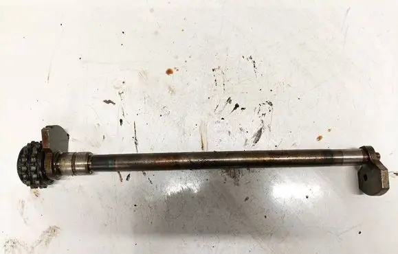 Mercedes-Benz C W203 Camshaft 1120341022 1120340622