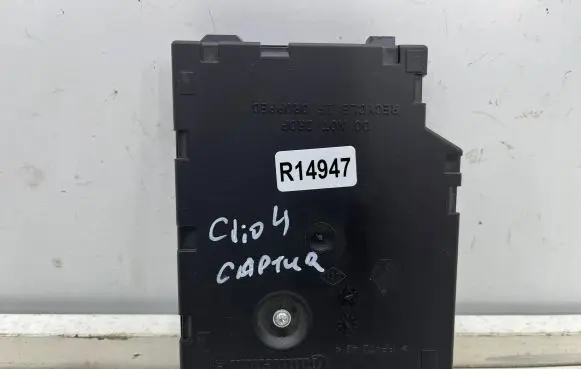 Renault Clio IV Ignition key card reader 285901391r