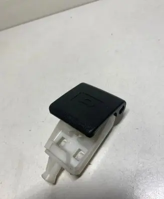 Engine bonnet (hood) release handle