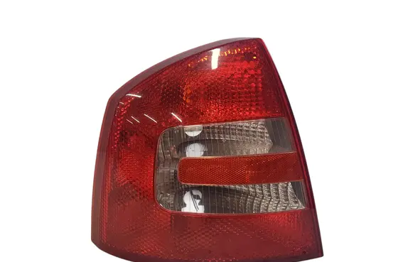 Skoda Octavia Mk2 (1Z) Rear/tail lights 1Z5945095A 1Z5945111A