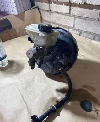 Volvo V70 Brake booster P30665453 827533 03785960014
