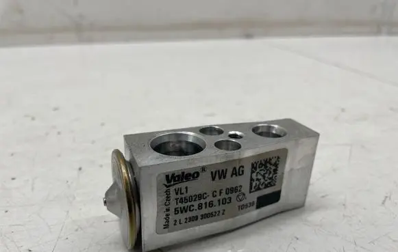Audi A3 8Y Air conditioning (A/C) expansion valve 5WC816103