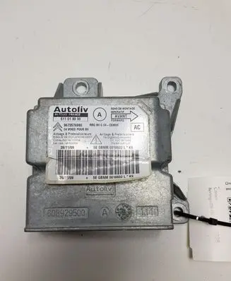 Citroen Berlingo Airbag control unit/module 611019900 9673576980