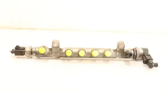 Volkswagen PASSAT CC Fuel main line pipe