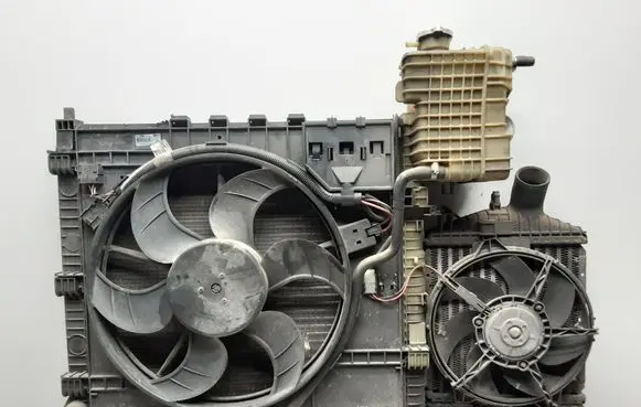 Mercedes-Benz Vito Viano W639 Fan set 072090040F