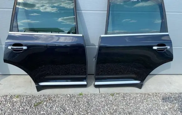 Porsche Cayenne (9PA) Rear door 