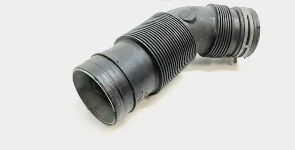 Audi Q7 4L Air intake hose/pipe 7L8129684