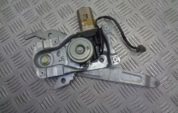 Mazda 323 Front door electric window regulator 36501-61866