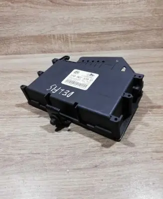 Volkswagen PASSAT B4 Engine control unit/module ECU 1h0907379d 10094103204