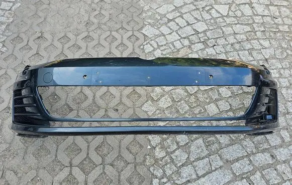 Volkswagen Golf VII Front bumper 5G0807221L