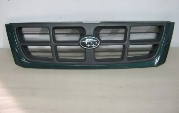 Subaru Forester SF Front bumper upper radiator grill