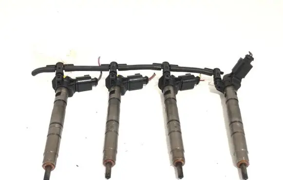 Audi A4 S4 B8 8K Fuel injectors set 