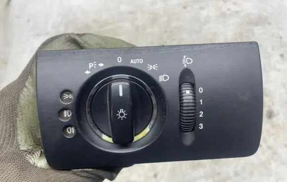 Mercedes-Benz ML W164 Light switch A1645450204 04016420