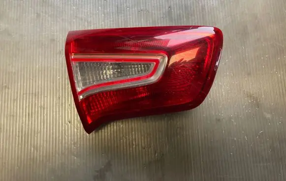 KIA Sportage Tailgate rear/tail lights 924053W0