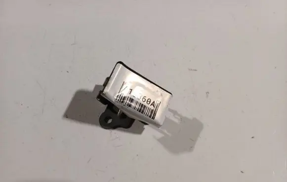 Honda FR-V Engine bonnet (hood) release handle 