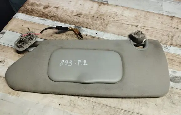 Chrysler Pacifica Sun visor