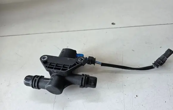 Peugeot 208 Turbo solenoid valve 9839741280