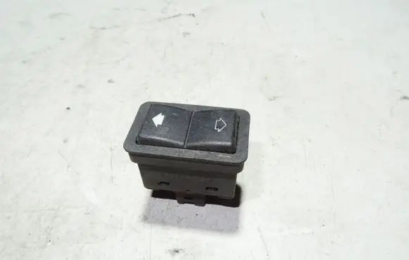 BMW 7 E38 Electric window control switch 8352148