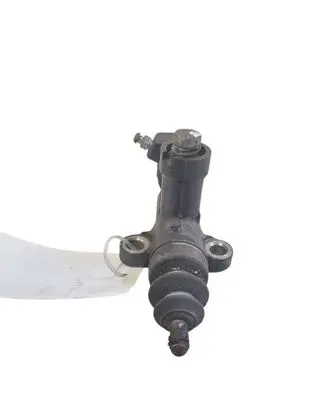 Subaru Outback Clutch slave cylinder 