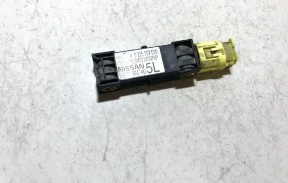 Nissan Almera N16 Airbag deployment crash/impact sensor 0285002010 98831bm740