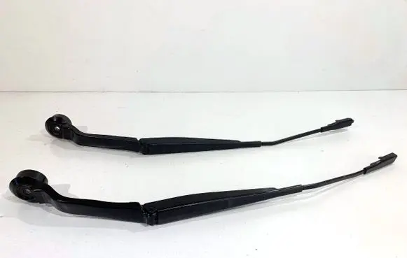 Ford Escape III Front wiper blade arm CJ5417B589AE