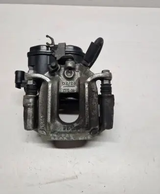 BMW X4 F26 Rear brake caliper 6791018