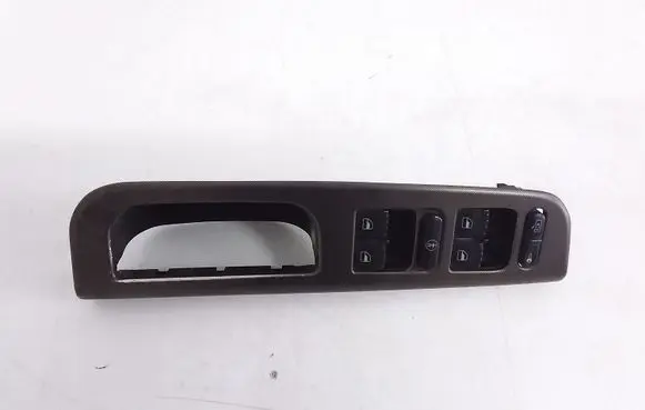 Volkswagen PASSAT B5.5 Electric window control switch 1J4969867B