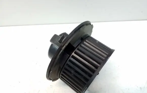 Volkswagen Jetta VI Heater fan/blower 1K1819015C