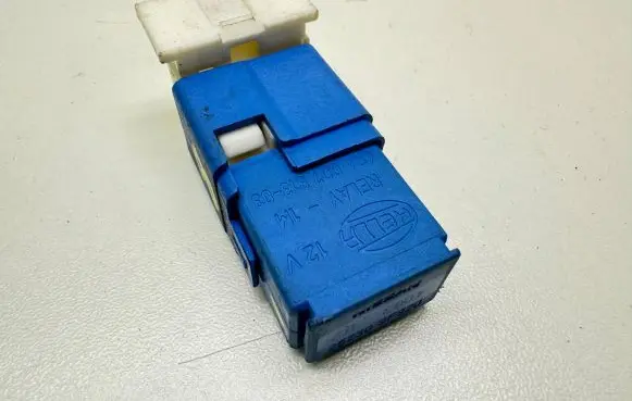 Nissan Primera Other relay 252309F920 78C907