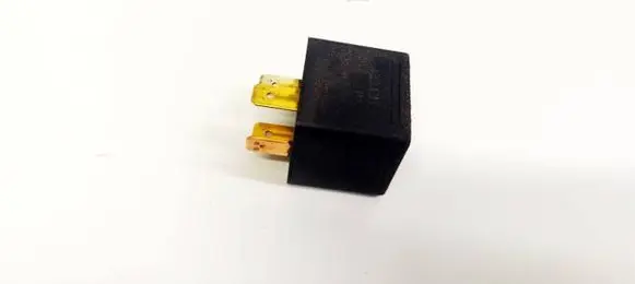 Iveco Daily 40.8 Other relay 0332019103