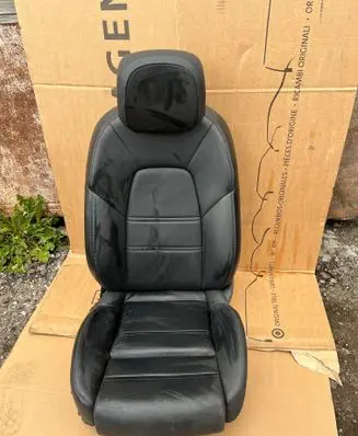Porsche Cayenne (9Y0 9Y3) Front driver seat 