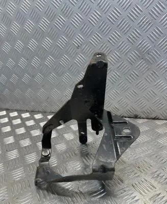 Mitsubishi Outlander Other engine part 