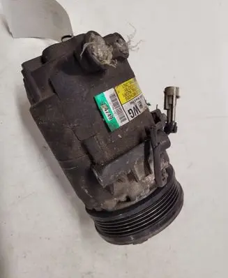 Opel Zafira B Air conditioning (A/C) compressor (pump) 9986181 13124749
