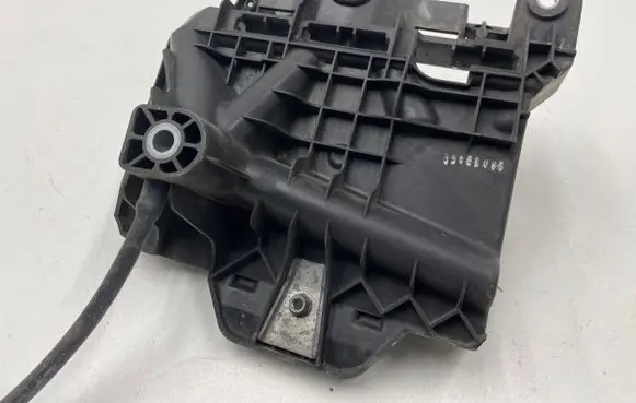 Skoda Rapid (NH) Battery box tray 6C0915331D