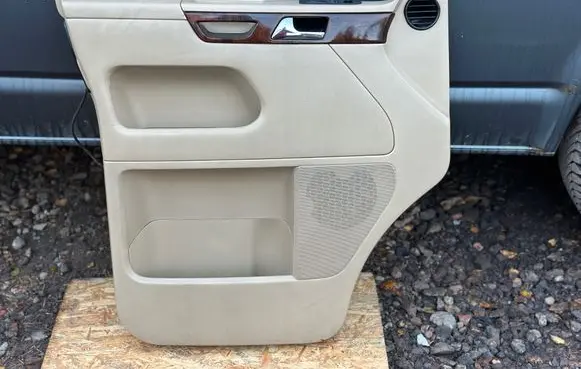 Front door card panel trim