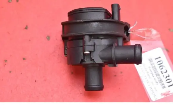 Skoda Rapid (NH) Water pump 5C0965567A