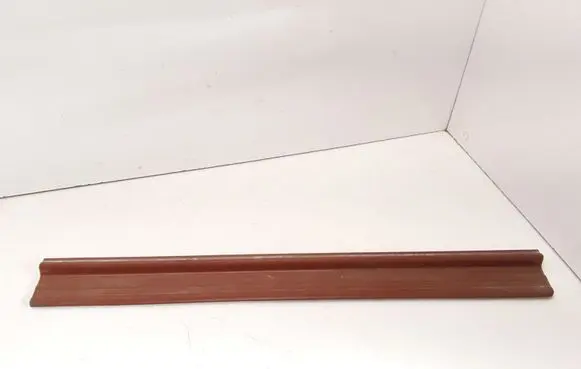 Mercedes-Benz W123 Front sill trim cover