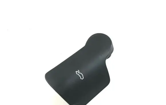 Audi A3 S3 8V Engine bonnet (hood) release handle 8T2823533