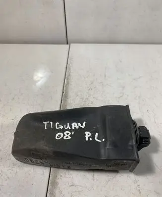 Volkswagen Tiguan Front door check strap stopper 5N0837267