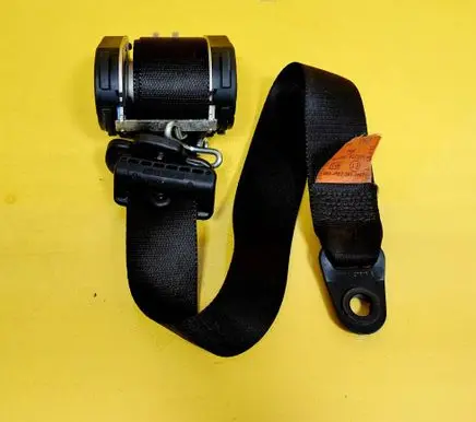 Ford Focus Front seatbelt 98ABA61294DC