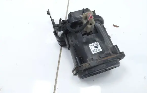 Ford Kuga III Horn signal LJ6T19J215AC