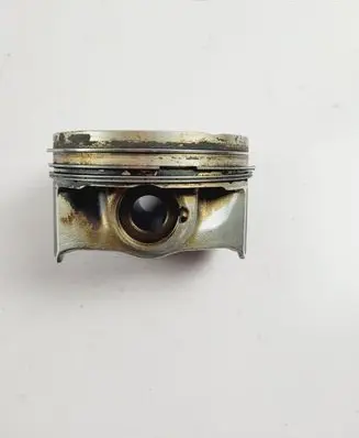 Audi A4 S4 B9 Piston 082272