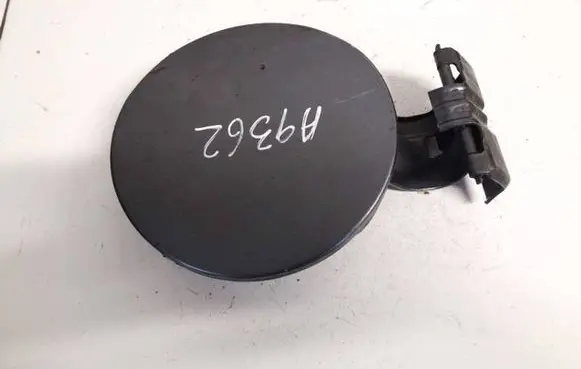 Mitsubishi Lancer X Fuel tank cap