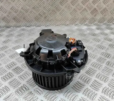 BMW 2 F22 F23 Heater fan/blower 9319919 9350395