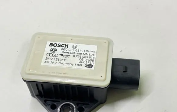 Audi A4 S4 B6 8E 8H ESP acceleration yaw rate sensor 8E0907637B 3003716 0265005618