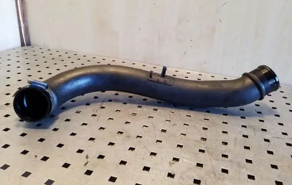 Volvo S40, V40 Intercooler hose/pipe 30896686
